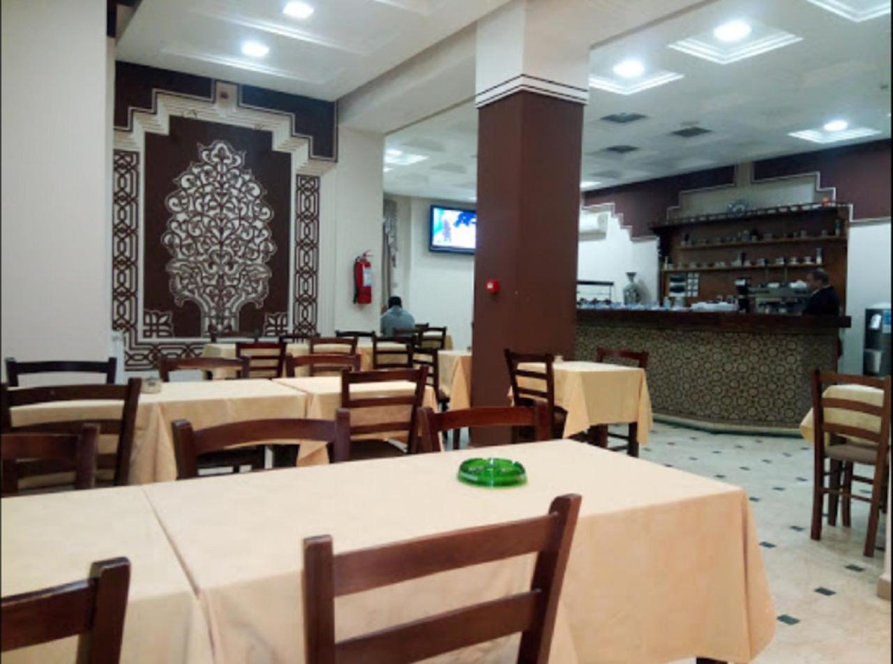 Roza Hotel Bab-Ezzouar ภายนอก รูปภาพ