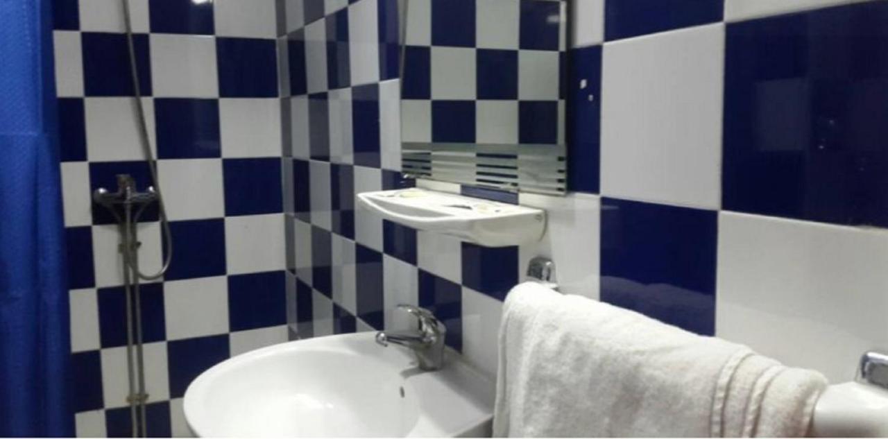 Roza Hotel Bab-Ezzouar ภายนอก รูปภาพ